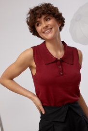 В'язана однотонна майка-поло