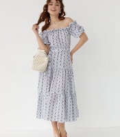 Літня сукня міді з відкритими плечима