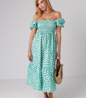 Сукня у дрібні квіти з відкритими плечима