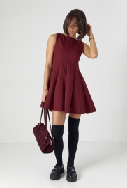 Жіноча коротка коктейльна сукня без рукавів