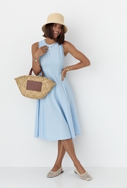 Сукня довжини міді без рукавів