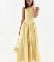 Пишна сукня з корсетним верхом