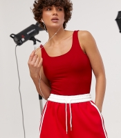 Жіноче однотонне трикотажне боді