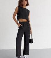 Літній жіночий костюм із брюками та топом із зав'язками