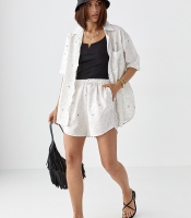 Літній квітковий костюм з шортами і сорочкою