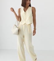 Літній брючний костюм із жилеткою