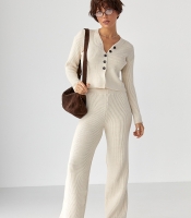 Трикотажний костюм у рубчик із кардиганом і штанами палаццо