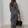 Вільний костюм із лонгом на ґудзику та прямими штанами  Ls-1370