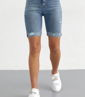Жіночі джинсові шорти з підкатом