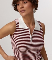 Смугаста в'язана майка