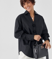 Класична сорочка з трояндами на ґудзиках