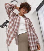 Сорочка в клітинку з відкладним комірцем