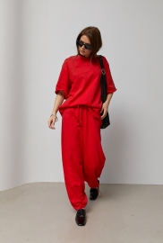 Трикотажний костюм вільного крою з футболки та штанів