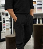 Мужской прогулочный костюм из жатого льна с футболкой и брюками на резинке весенний