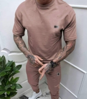 Костюм мужской спортивный из двунитки: футболка с нашивкой и штаны с манжетами и карманами весенний летний