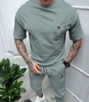 Костюм мужской спортивный из двунитки: футболка с нашивкой и штаны с манжетами и карманами весенний летний