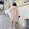 Куртка женская осенне-весенняя из ткани барашек с капюшоном и накладными карманами  k-112797