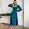 Платье-футляр женское миди из костюмной ткани с рукавами буфами и фигурным вырезом осеннее  k-114984