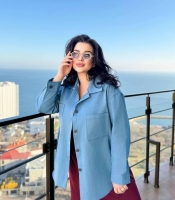 Рубашка куртка женская из плотного денима джинсовая весенняя оверсайз