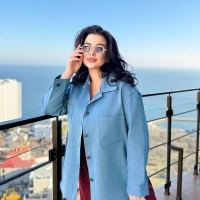 Рубашка куртка женская из плотного денима джинсовая весенняя оверсайз