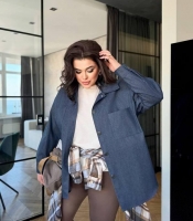 Рубашка куртка женская из плотного денима джинсовая весенняя оверсайз