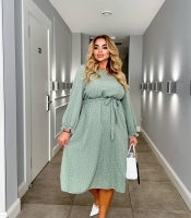 Платье трапеция миди А-силуэт на резинке с длинными рукавами принт горох