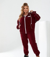 Костюм прогулочный женский из вельвета: кофта на молнии с капюшоном и брюки на резинке весенний