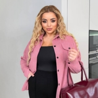 Рубашка женская из вельвета свободного кроя с регулируемыми рукавами весенняя