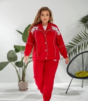 Костюм прогулочный женский из двунитки: кофта на кнопках и брюки весенний