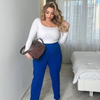 Брюки женские прямого кроя из креп-дайвинга с карманами и декоративной полосой весенне-летние