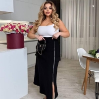 Юбка женская джинсовая с молнией по боковому шву весенняя