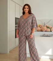 Костюм женский из турецкого софт трикотажа прогулочный с широкой туникой и свободными брюками весенне-летний