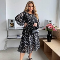 Платье трапеция женское шифоновое с подкладкой и воздушными рукавами весеннее