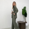 Костюм женский из креп-жатки свободного кроя с рубашкой и брюками для весенне-летнего сезона  k-118098