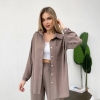 Женский костюм из креп-жатки свободного кроя с рубашкой и брюками для весенне-летнего сезона  k-118100