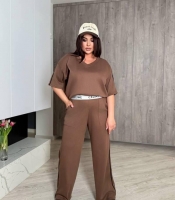 Костюм женский летний свободного кроя из трикотажа вафелька весенний летний