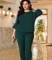 Костюм женский из креп-дайвинга с декором "лунное сияние" и блузой с рукавом реглан весенний летний