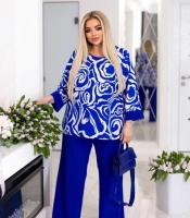 Костюм женский из софта: свободная блуза и брюки с высокой талией весенне-летний