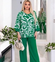 Костюм женский из софта: свободная блуза и брюки с высокой талией весенне-летний