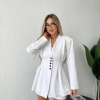 Костюм женский костюмная ткань двойка с приталенным жакетом на подплечниках и шортами весенне-летний  k-119448