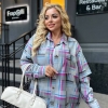 Рубашка женская свободного кроя из байки в клетку с разрезами на рукавах осенняя  k-122852