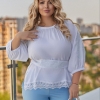 Костюм-двойка женский штапельная блуза с кружевом и аппликацией и брюки из костюмки диагональ осенний  k-123011