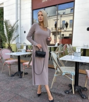 Платье макси женское из мустанга рубчика с длинными рукавами и свободным кроем осеннее