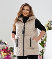 Жилетка женская удлинённая стеганая бежевая с капюшоном из плащевки Лаке на синтепоне осенняя