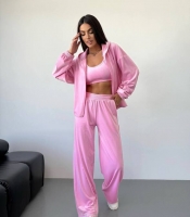 Костюм-тройка женский из мягкого велюра с топом и кофтой на молнии осенний