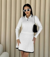 Костюм-двойка женский с кофтой поло и юбкой-солнце из шерсти и акрила вязаный осенний