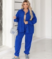 Костюм-двойка женский прогулочный вельветовый с рубашкой и брюками осенний