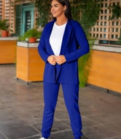 Костюм-двойка женский из креп-дайвинга с пиджаком и брюками на резинке осенний