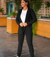 Костюм-двойка женский из креп-дайвинга с пиджаком и брюками на резинке осенний