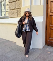 Костюм-двойка женский из турецкого микро-вельвета с кофтой свободного стиля и брюками палаццо осенний